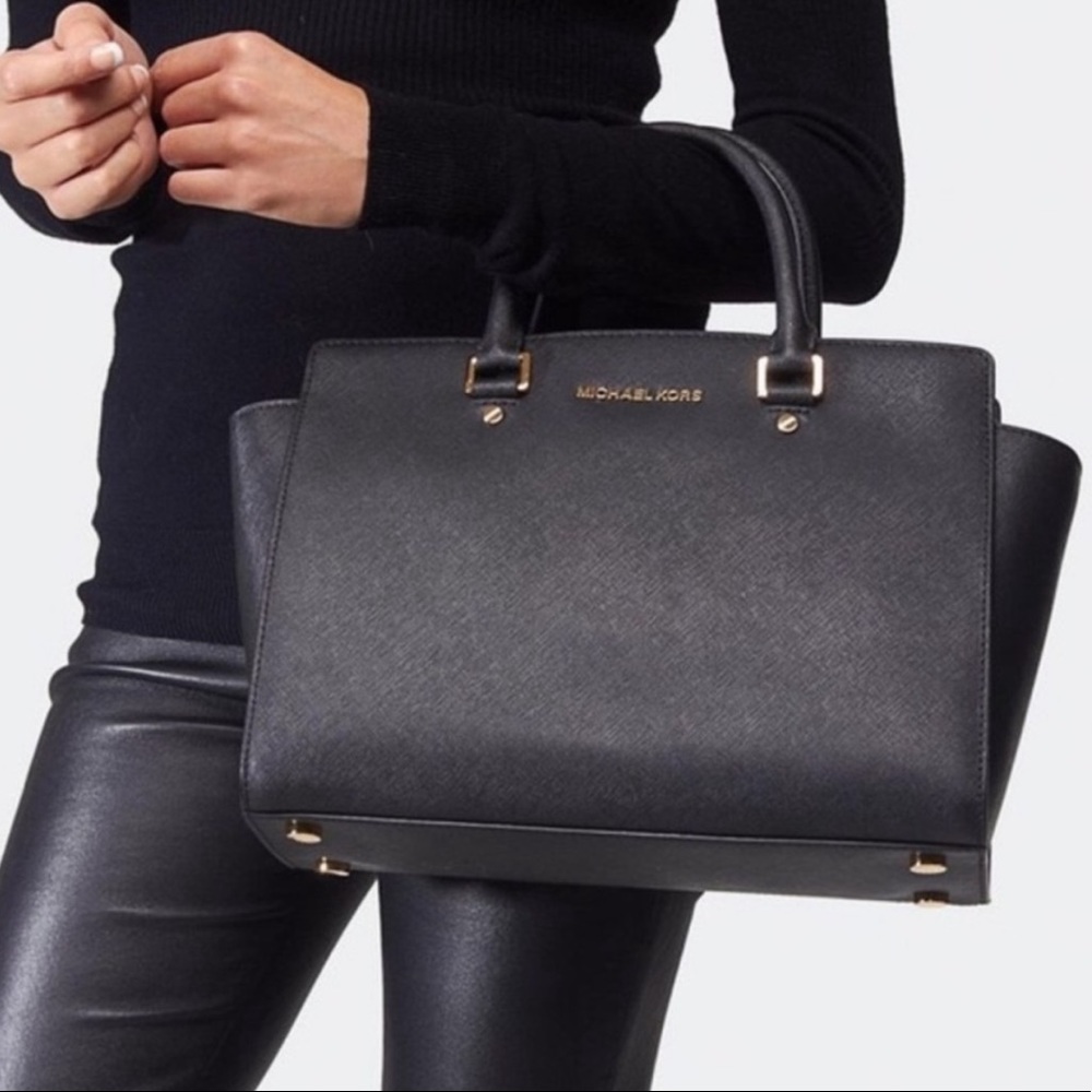 Micheal Kors Large Satchel Bag, strap included